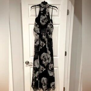 Xscape Gorgeous Floral Gown - perfect for Wedding/Prom - EUC